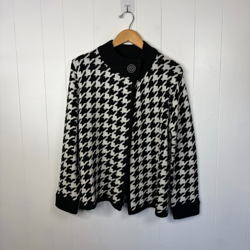 Vintage 90s Black White Houndstooth Knit Cardigan Sweater Cardigan Size Medium - Picture 3 of 11